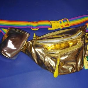 Gold fanny pack and drink koozie